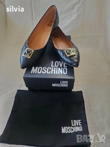 Обувки Moschino, снимка 4 - Дамски ежедневни обувки - 52444537