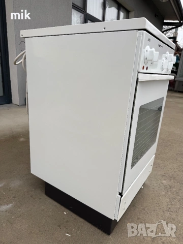 Печка с керамичен плот AEG 50 см широка, снимка 3 - Печки, фурни - 54053746