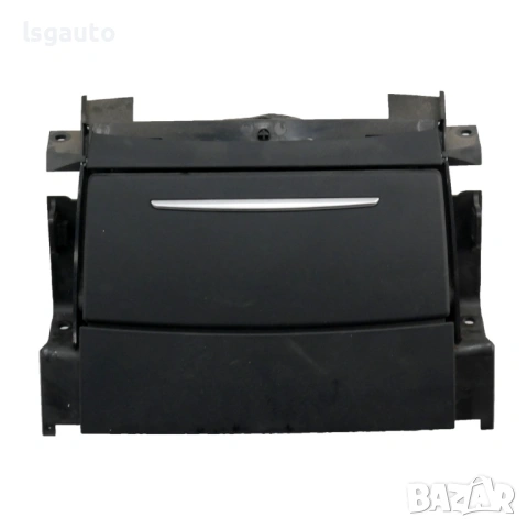 Гнезда 12V подлакътник AUDI  A8 (D4, 4H) 2010-2017 ID: 158588