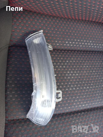 ляв мигач огледало голф 5, снимка 3 - Аксесоари и консумативи - 50496109