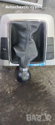 Скоростен лост с бутони VW Passat b6, снимка 2 - Части - 46359299