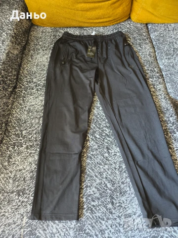 Мъжки спортен панталон от марката NIKE 