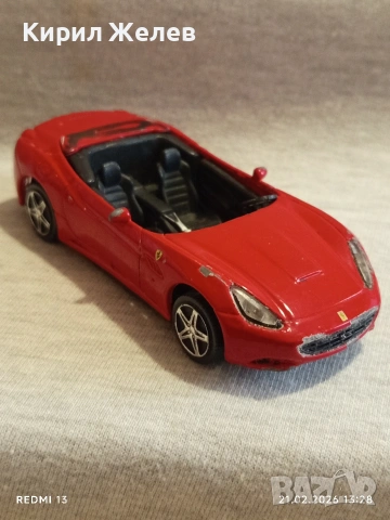 Метална количка Ferrari California за КОЛЕКЦИЯ ДЕКОРАЦИЯ 26534