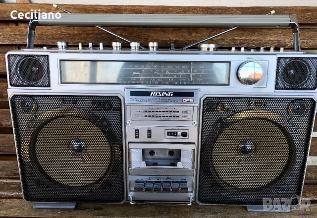 Радиокасетофон Rising SRC-2005 Vintage Boombox – колекционерски модел!, снимка 13 - Радиокасетофони, транзистори - 53830574