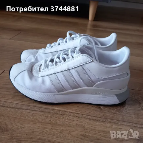 Оригинални маратонки Adidas, снимка 1 - Маратонки - 46951294