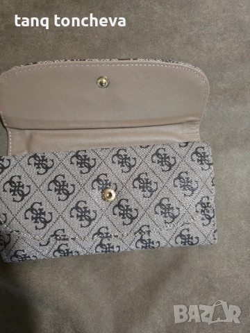 Комплект дамска чанта с портмоне Guess, снимка 6 - Чанти - 51468858