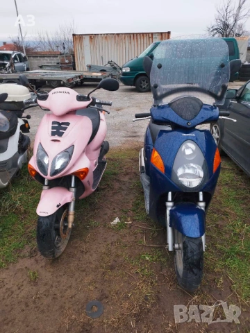 ДВА СКУТЕРА: HONDA 125 И HONDA X8R