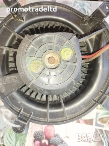 Вентилатор парно Мерцедес Е клас W211 десен волан Mercedes E220 E200 E280 E320 E500 E400, снимка 2 - Части - 51860085