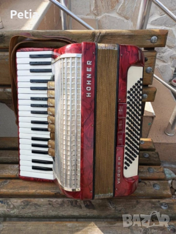 акордеони, снимка 3 - Акордеони - 53780824