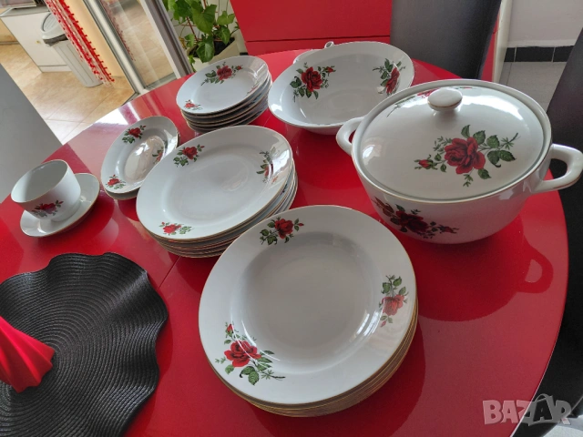 Порцеланов сервиз , български , страхотен , 23 части , снимка 7 - Сервизи - 53901719