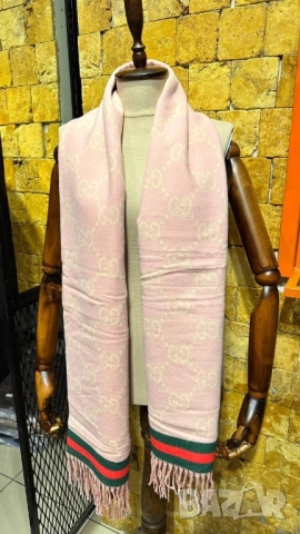 двулицев кащмирен шал gucci Burberry Louis Vuitton , снимка 4 - Шалове - 52149913