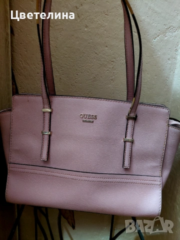 Розова чанта GUESS 