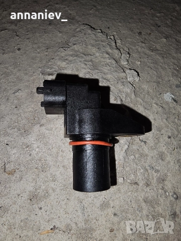 Датчик разпределителен вал w203 c270