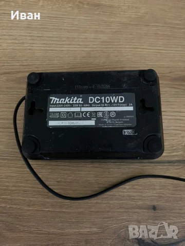 Оригинално зарядно Makita DC10WD , снимка 2 - Други инструменти - 51083574
