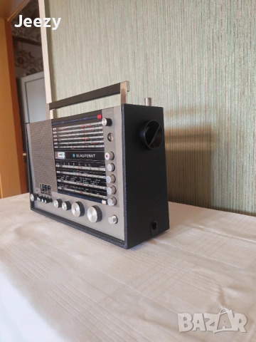 Blaupunkt Supernova – Немско транзисторно радио, снимка 3 - Радиокасетофони, транзистори - 53657388