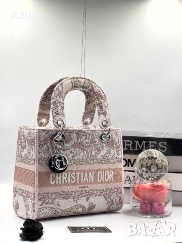 дамски чанти christian dior , снимка 13 - Чанти - 46175677