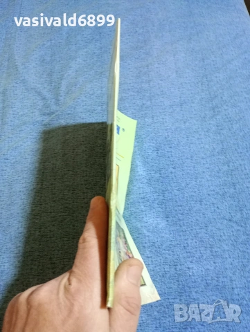 Списание "Галерия бродерия" 06/2018, снимка 3 - Списания и комикси - 53348572