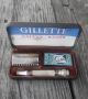 Безопасна самобръсначка Gillette от Втората световна война в с допълнително ножче