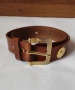 Кафяв колан от дебела естествена кожа и масивна метална тока и декорация в златисто, снимка 1