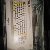Нова клавиатура Logitec pop keys , снимка 5 - Други - 44948432