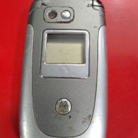 Телефон Motorola V360/за части/, снимка 1 - Motorola - 45840054