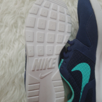 Нови маратонки Nike, снимка 3 - Маратонки - 44977570