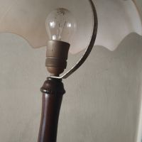 Стара настолна лампа, снимка 2 - Настолни лампи - 45707485