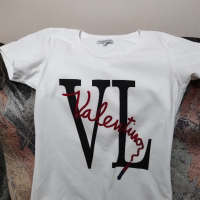 Дизайнерска тениска Valentino , снимка 2 - Тениски - 45062403