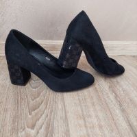Дамски велурени обувки, снимка 1 - Дамски обувки на ток - 45354579