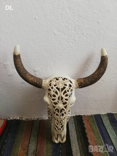 Резбован череп с разглобяеми Рога, снимка 1
