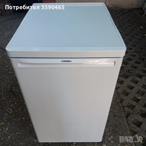 Малък хладилник Сименс, снимка 1