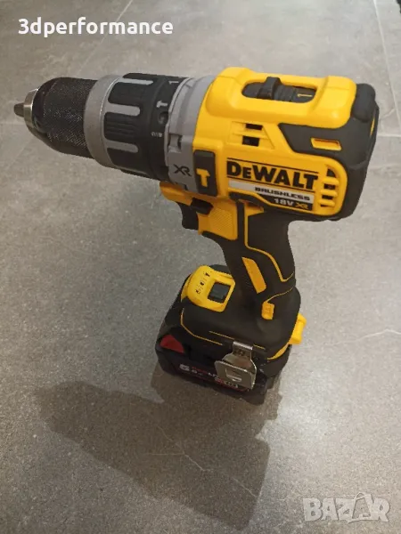 Преходник, адаптер батерия Milwaukee - инструменти DeWALT XR 18V, снимка 1