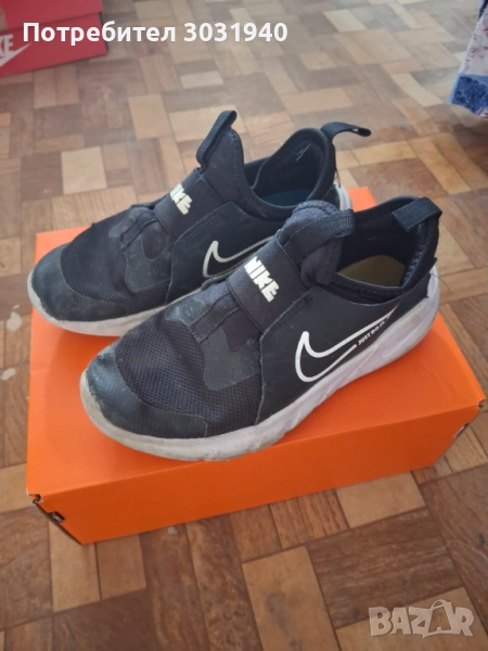 Детски маратонки Найк, снимка 1