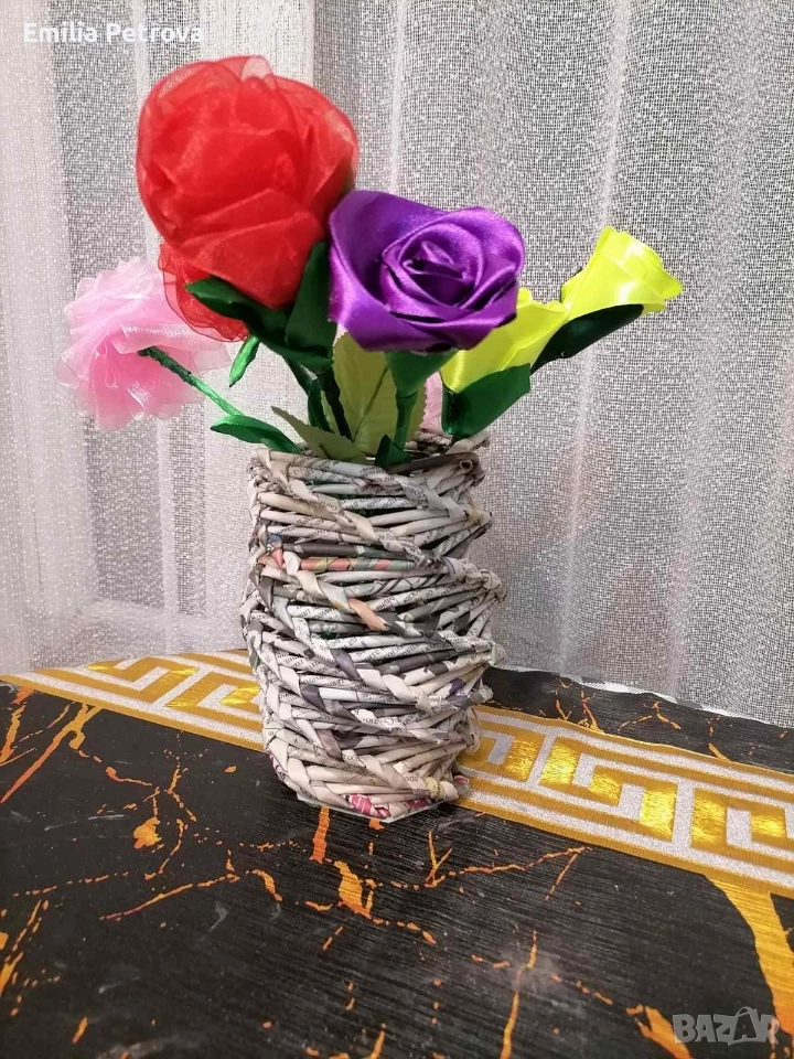 вази с цветя, снимка 1