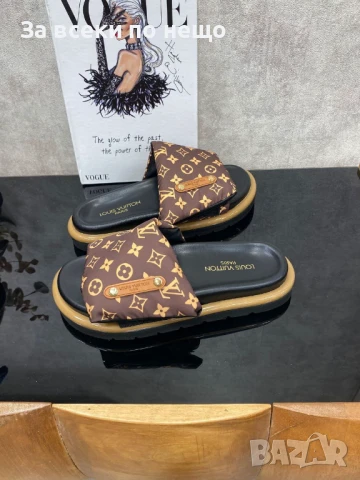 Louis Vuitton Дамски Чехли Луис Витон - 3 Налични Цвята Код E658, снимка 3 - Чехли - 51073463