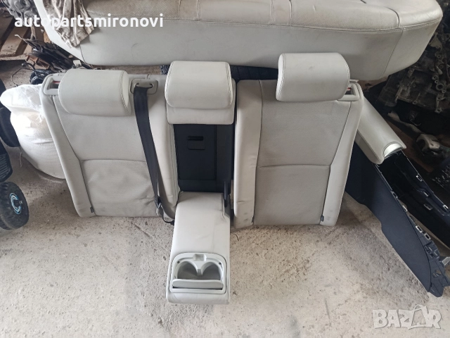 Салон за Авенсис Т27 , снимка 11 - Части - 52713532