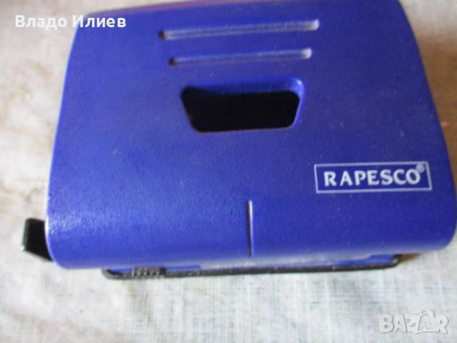 Канцеларски материали:самозалепващи листчета,тетрадки,пергели ,перфоратори,острилки и моливи, снимка 16 - Други - 33862037