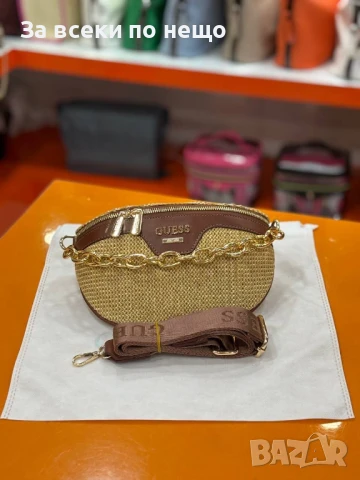 Guess Дамска Чанта Тип Банан Гес - Налични Различни Цветове  Код E488, снимка 11 - Чанти - 50596489