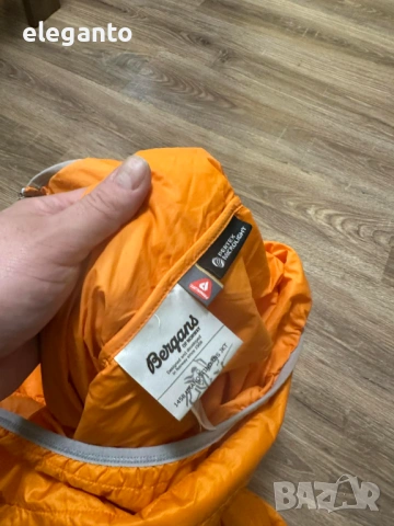 Мъжко хибридно яке Bergans of Norway Uranostind Primaloft Pertex Microlight Insulated Jacket , M раз, снимка 9 - Якета - 53462938