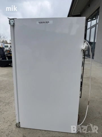 Малък хладилник AEG  за вграждане , снимка 11 - Хладилници - 54147756