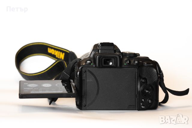 Nikon D5300 с 2 обектива (18-140mm и 18-55mm) + аксесоари, снимка 6 - Фотоапарати - 46472416