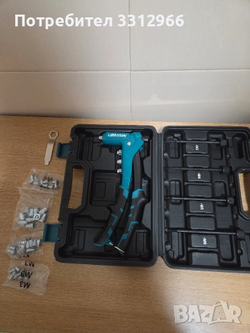 Чисто нов Комплект за нит-гайки от марката Libraton. , снимка 2 - Други инструменти - 53783862