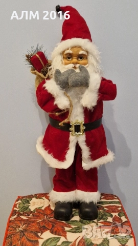 Голяма фигура на Дядо Коледа - 65см. 