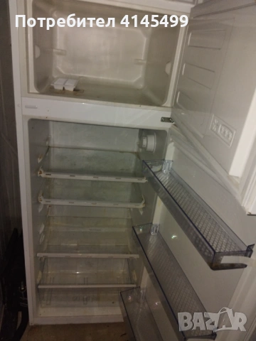 Хладилник малко ползван, снимка 3 - Хладилници - 53696723