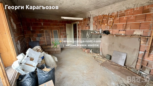 №4067 Многостаен апартамент с гараж и още! Квартал Овчарски, близо до градина ”Ян Бибиян”., снимка 6 - Апартаменти - 53681977