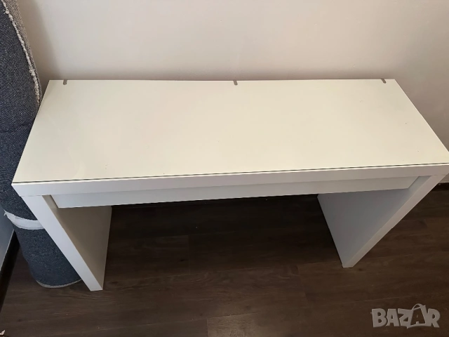 Тоалетна маса ikea Malm, снимка 6 - Маси - 53451856