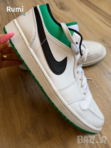 Оригинални кожени кецове Air Jordan 1 Low ! 44 н, снимка 2 - Ежедневни обувки - 52188287