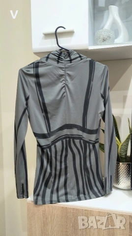 Дамска зелена блуза поло Alessa Алеса / боди рокля обувки маратонки , снимка 3 - Блузи с дълъг ръкав и пуловери - 53424467