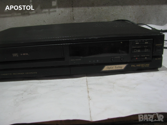 видео-JVC Video Cassette Recorder HR-D521EE , снимка 2 - Плейъри, домашно кино, прожектори - 51547289