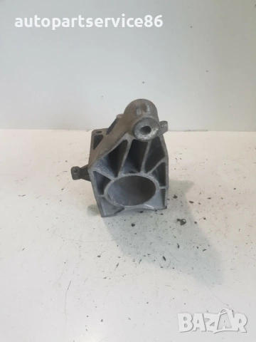 Конзола за тампон на двигателя, лява, за Mercedes W906 Sprinter 2.2 CDI (2006-2010) A6462230404